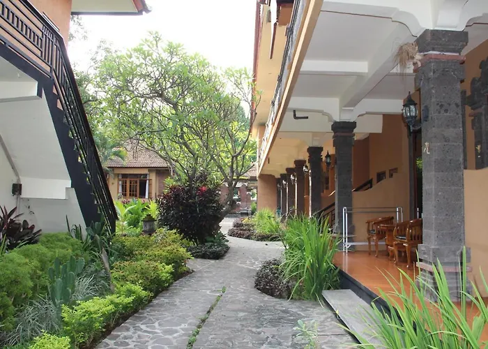 Banyualit 'n Resort 3*